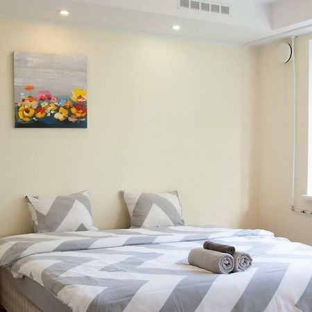 Sunny Studio With Parking, Self-Check-In & Wi-Fi Tallinn Exterior photo